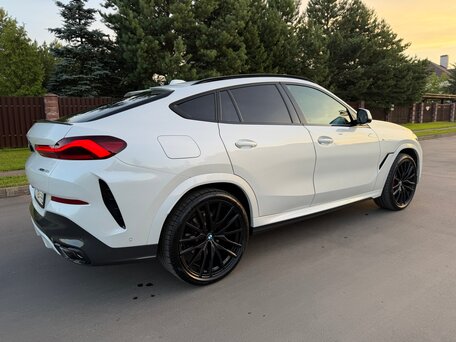 2024 BMW X6 40i III (G06) Рестайлинг, белый, 12990000 рублей, вид 5