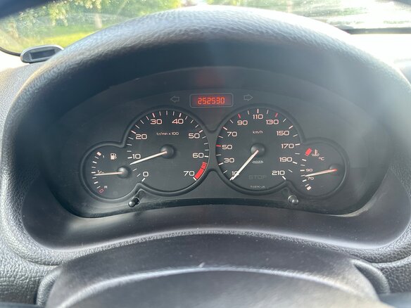 2007 Peugeot 206, серый, 215000 рублей - вид 8