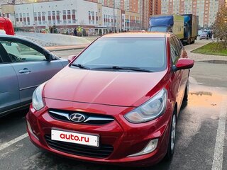 2013 Hyundai Solaris I, красный, 850000 рублей, вид 1