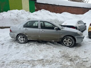 2006 Mitsubishi Lancer IX Рестайлинг, серебристый, 255000 рублей, вид 4