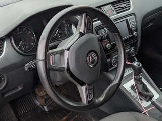 2017 Skoda Octavia III (A7), чёрный, 1500000 рублей, вид 5
