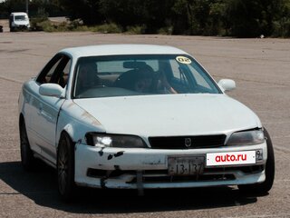 1995 Toyota Mark II VII (X90), белый, 470000 рублей, вид 3