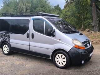 2002 Renault Trafic II, серебристый, 1140000 рублей, вид 4