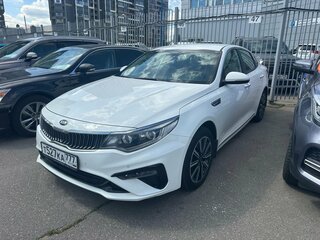 2020 Kia Optima IV Рестайлинг, белый, 1945000 рублей, вид 1