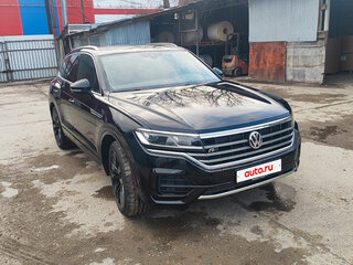 2019 Volkswagen Touareg III, чёрный, 6599000 рублей, вид 1
