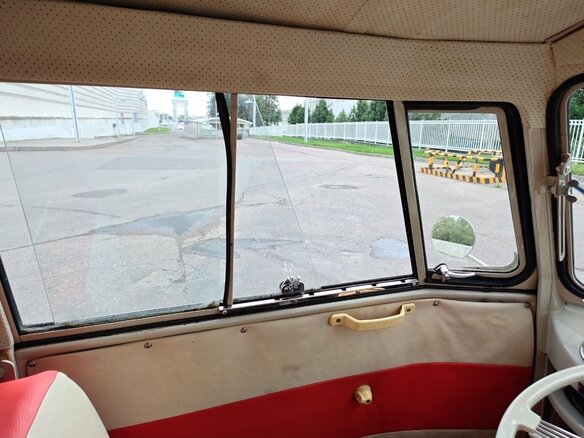 1965 Volkswagen Type 2 T1, зелёный - вид 11