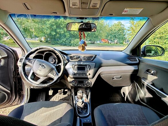 2012 Kia Rio 5-speed III, серый, 850000 рублей - вид 7