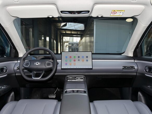 2026 Changan Qiyuan Q05 51.9 kWh II, серебристый - вид 24