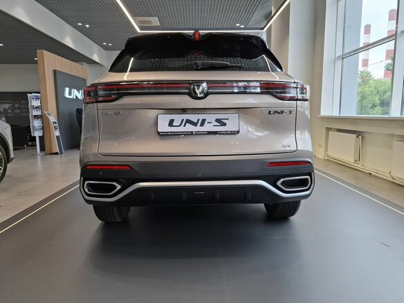 2026 Changan UNI-S I Рестайлинг, коричневый - вид 3
