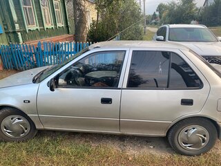 2003 Suzuki Swift II Рестайлинг, серебристый, 220000 рублей, вид 5