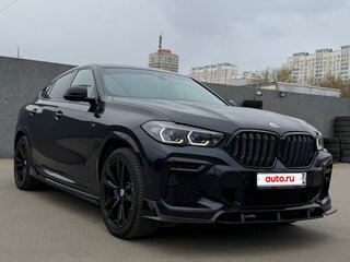 2022 BMW X6 40i III (G06), синий, 8800000 рублей, вид 2