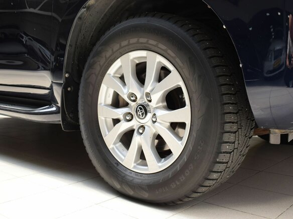 2017 Toyota Land Cruiser 200 Series Рестайлинг 2, синий, 5750000 рублей - вид 8