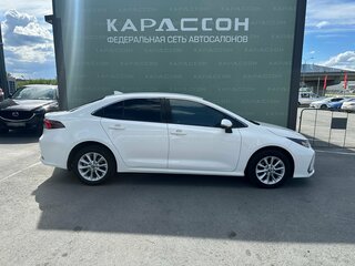 2019 Toyota Corolla XI (E160, E170, E180) Рестайлинг 1, белый, 1679000 рублей, вид 4