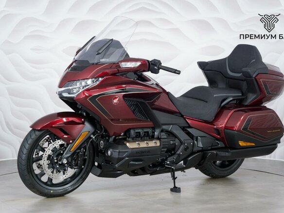 2025 Honda GL 1800 Gold Wing, красный, 3599000 рублей - вид 2