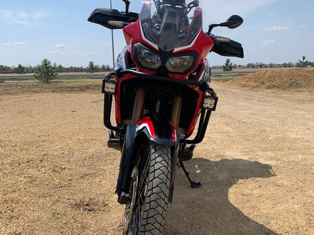 2018 Honda CRF 1000L Africa Twin, красный, 1330000 рублей, вид 2
