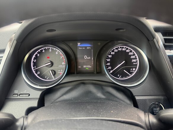 2018 Toyota Camry VIII (XV70), белый, 2600000 рублей - вид 5