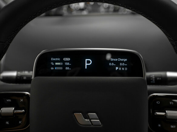 2025 Li Auto (Lixiang) L9 52.3 kWh I Рестайлинг, серый, 10550000 рублей - вид 11