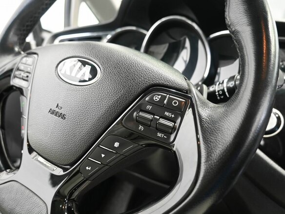 2016 Kia Ceed II Рестайлинг, серебристый, 1294900 рублей - вид 18
