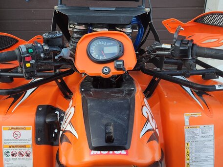 2005 Arctic Cat 650 Series, оранжевый, 450000 рублей, вид 4