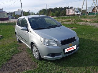 2009 Chevrolet Aveo I Рестайлинг, серебристый, 550000 рублей, вид 3