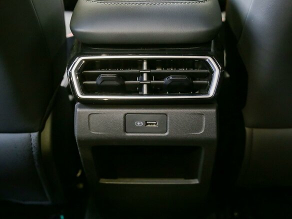 2026 Geely Cityray, голубой, 3350000 рублей - вид 15