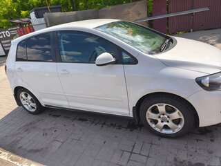 2011 Volkswagen Golf Plus II, белый, 750000 рублей, вид 2