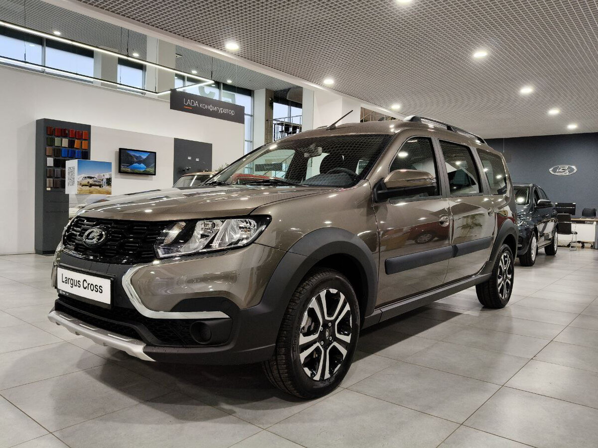 Открыть фотографии: Lada (ВАЗ) Largus I Рестайлинг