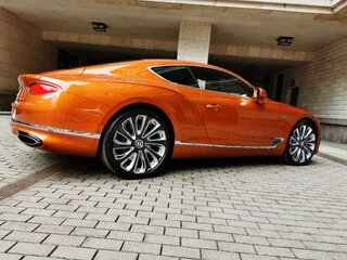 2018 Bentley Continental GT III, оранжевый, 18200000 рублей, вид 2
