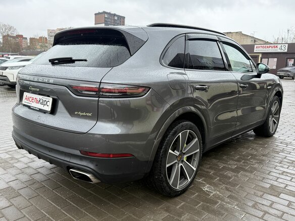 2019 Porsche Cayenne E-Hybrid III, серый, 5900000 рублей - вид 5