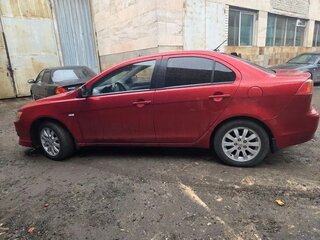2007 Mitsubishi Lancer X, красный, 500000 рублей, вид 4