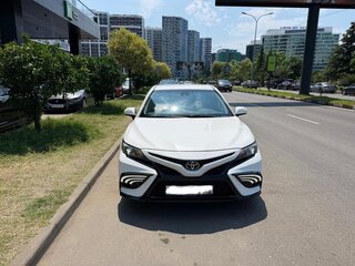 2021 Toyota Camry US Market VIII (XV70) Рестайлинг, белый, 2799999 рублей, вид 1