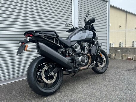 2021 Harley-Davidson Pan America Special, серый, 1099000 рублей, вид 4