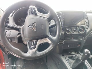 2019 Mitsubishi L200 V Рестайлинг, оранжевый, 2050000 рублей, вид 5