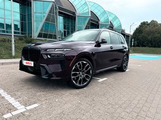 2022 BMW X7 40i I (G07) Рестайлинг, фиолетовый, 7150000 рублей, вид 1