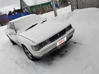1990 Toyota Chaser IV (X80), белый, 250000 рублей, вид 4