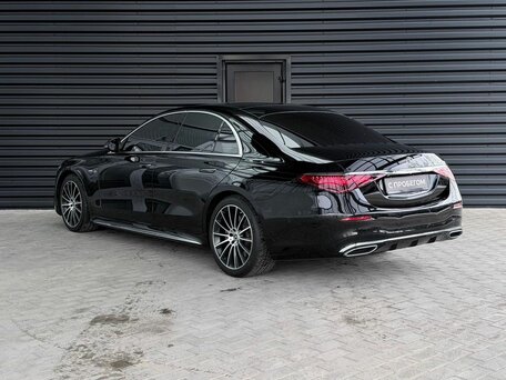 2021 Mercedes-Benz S-Класс 400 d 4MATIC VII (W223), чёрный, 8300000 рублей, вид 3