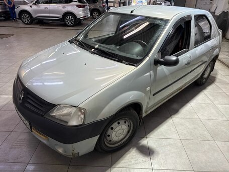 Renault Logan I