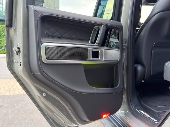 2026 Mercedes-Benz G-Класс AMG 63 AMG II (W465) Рестайлинг, серый, 32600000 рублей - вид 37