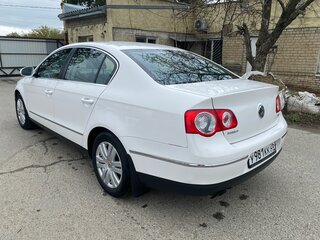 2010 Volkswagen Passat B6, белый, 1500000 рублей, вид 5
