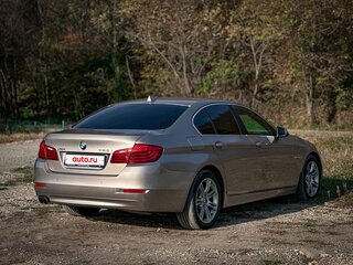 2013 BMW 5 серии 528i xDrive VI (F10/F11/F07) Рестайлинг, бежевый, 1600000 рублей, вид 5