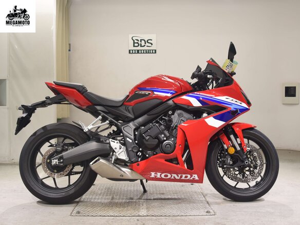 2025 Honda CB 650R, красный, 1020000 рублей