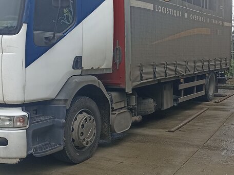 2000 Renault Premium, белый, 1000000 рублей, вид 3