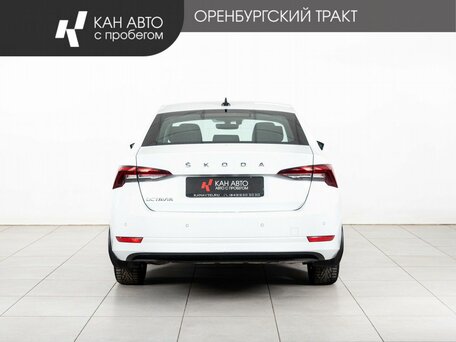 2020 Skoda Octavia IV (A8), белый, 2220000 рублей, вид 4