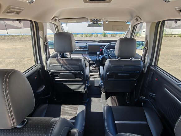 2021 Honda Stepwgn V Рестайлинг, белый, 2750000 рублей - вид 15
