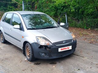 2007 Ford Fiesta Mk5, серебристый, 420000 рублей, вид 3