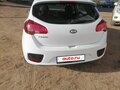 2017 Kia Ceed II Рестайлинг, белый, 1600000 рублей - вид 2
