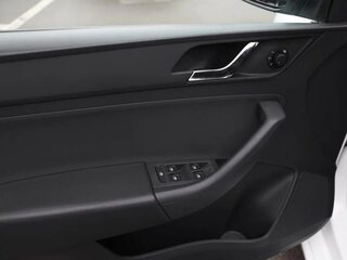 2014 Skoda Rapid I, белый, 620000 рублей, вид 5