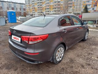2015 Kia Rio III Рестайлинг, серый, 965500 рублей, вид 2