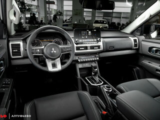 2025 Mitsubishi L200 VI, белый, 5490000 рублей, вид 3