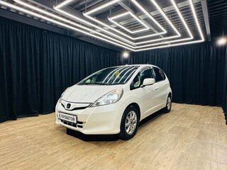 2013 Honda Fit II, белый, 959000 рублей, вид 2